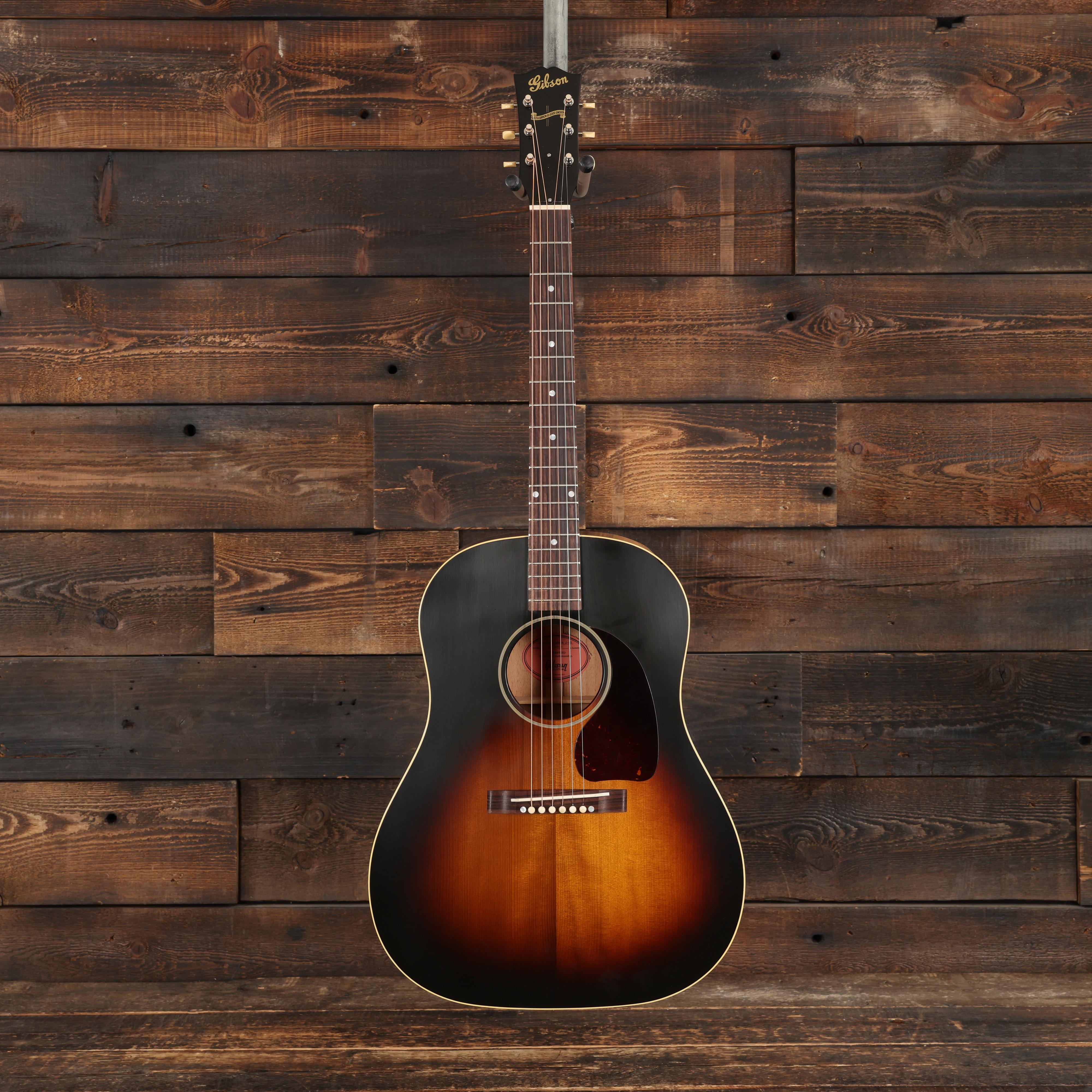 Gibson 1942 Banner J-45 in Vintage Sunburst - Andertons Music Co.